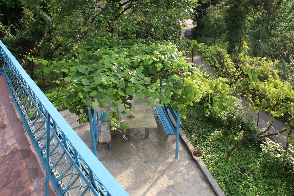 Achi Guest House Махинари Стая снимка