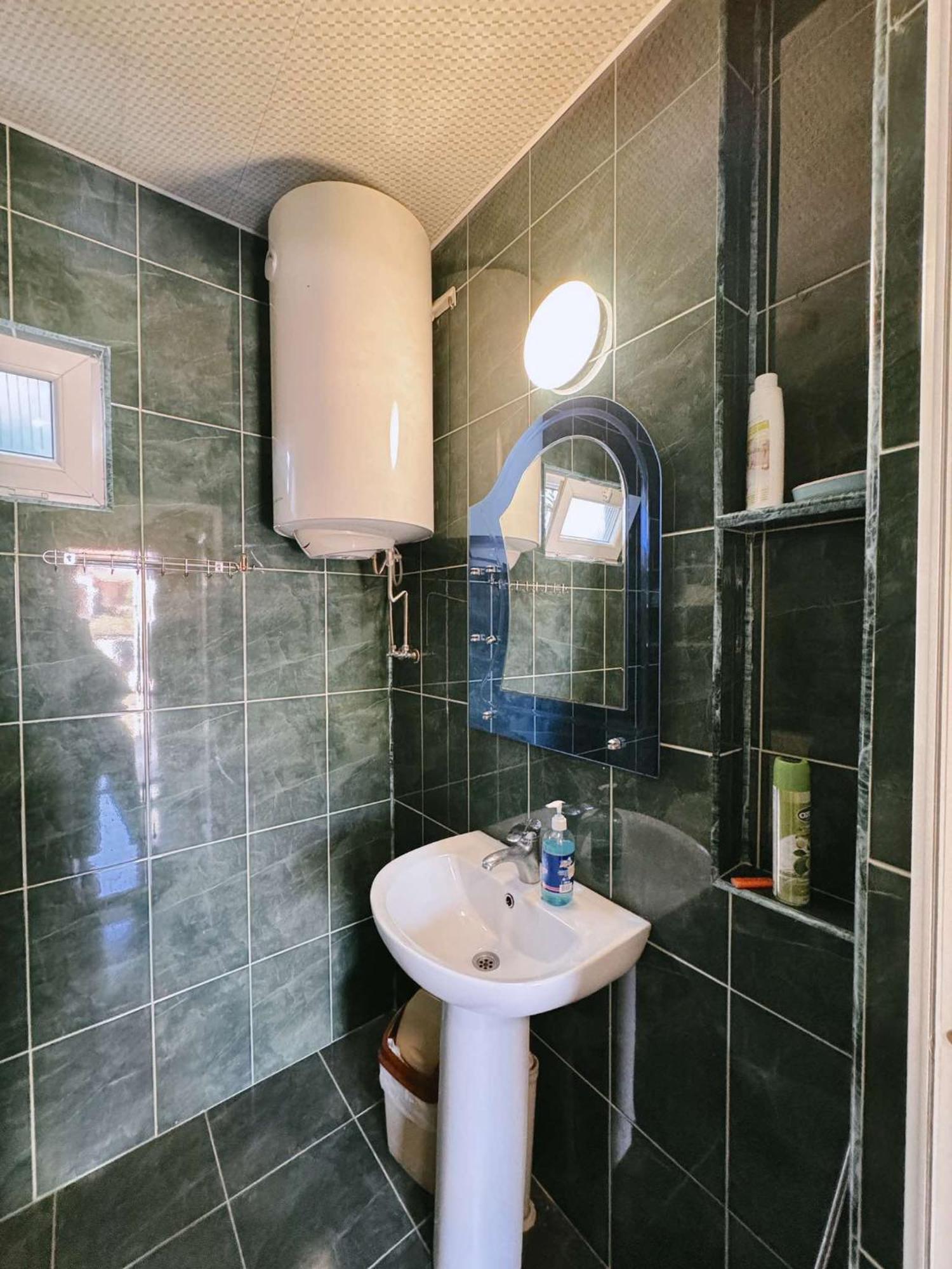 Achi Guest House Махинари Екстериор снимка