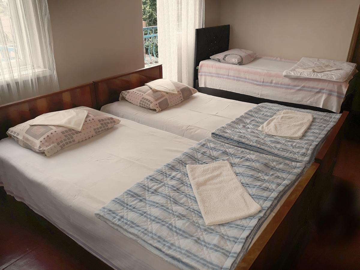 Achi Guest House Махинари Екстериор снимка